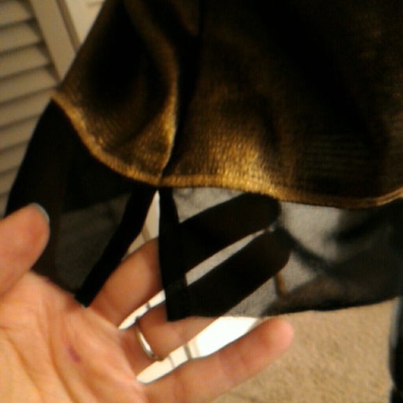 Vera Wang SIMPLY VERA Metallic/Mesh Belt Tunic Top - Picture 5 of 7